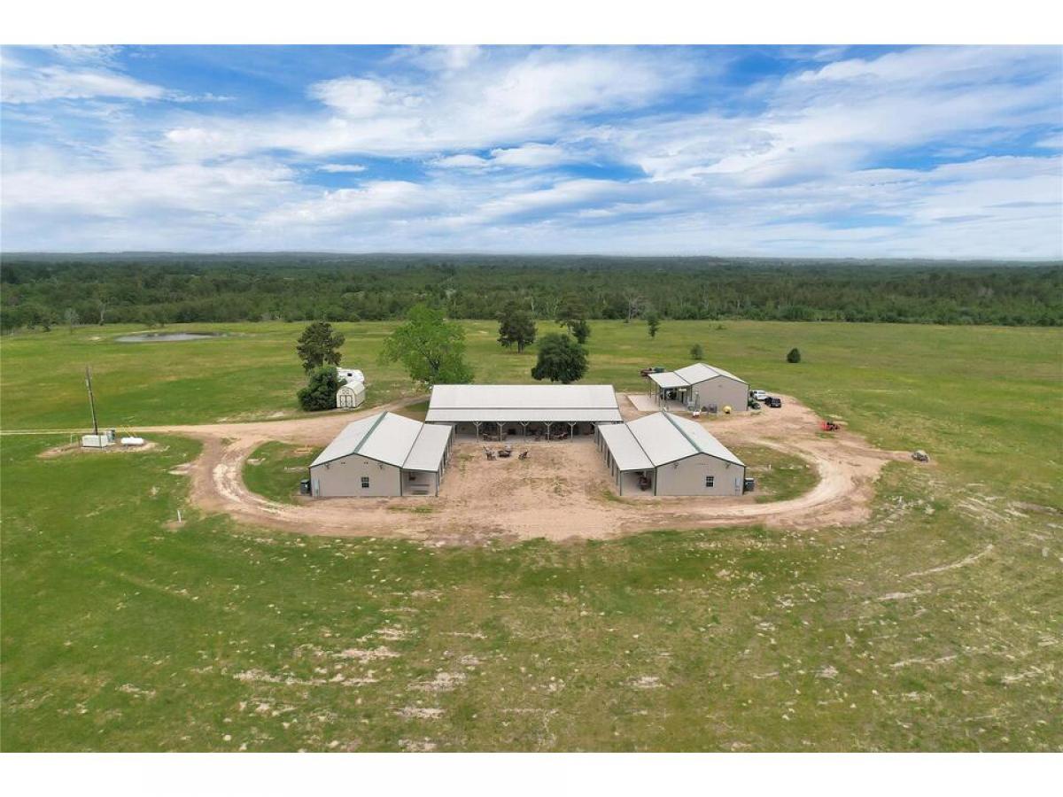 Picture of Home For Sale in Bedias, Texas, United States