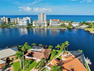 Home For Sale in Naples, Florida