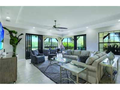 Condo For Sale in Naples, Florida