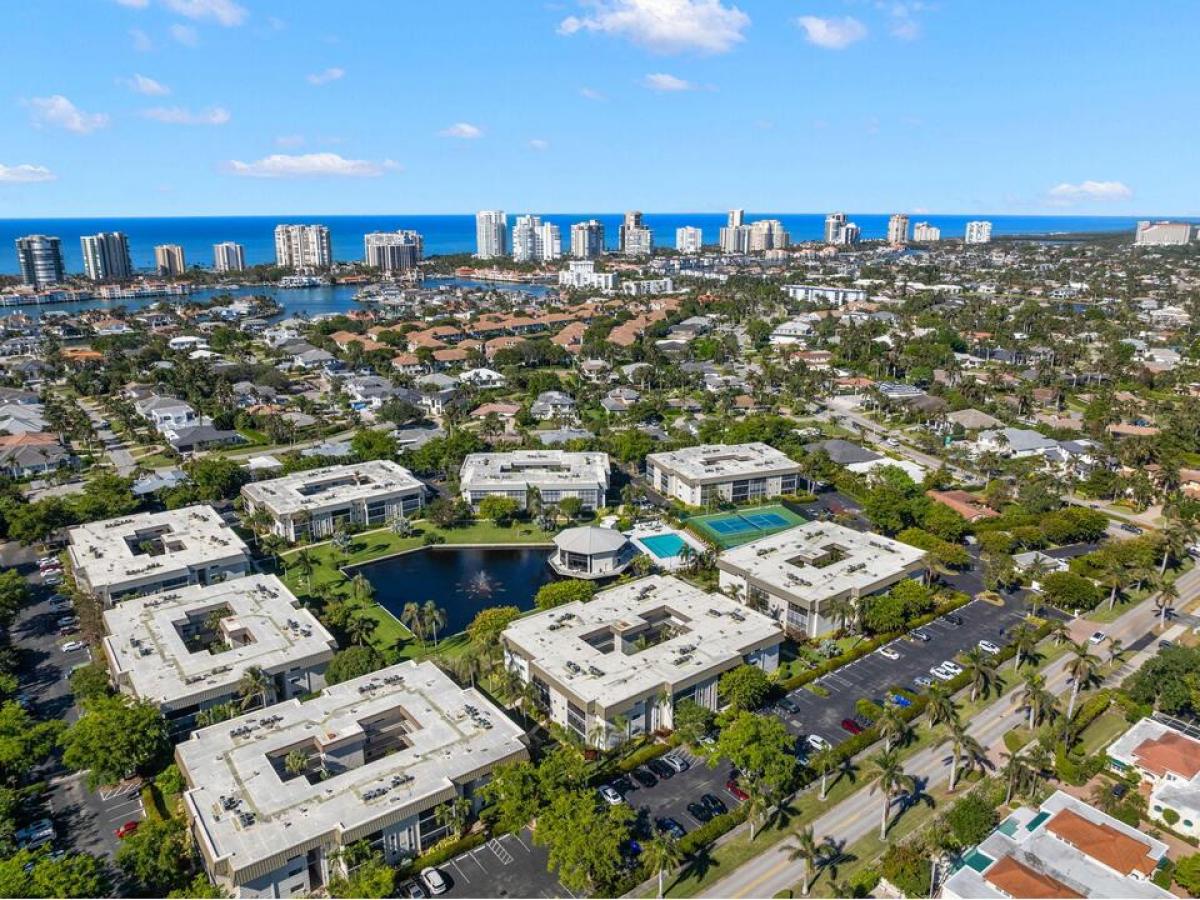 Picture of Condo For Sale in Naples, Florida, United States