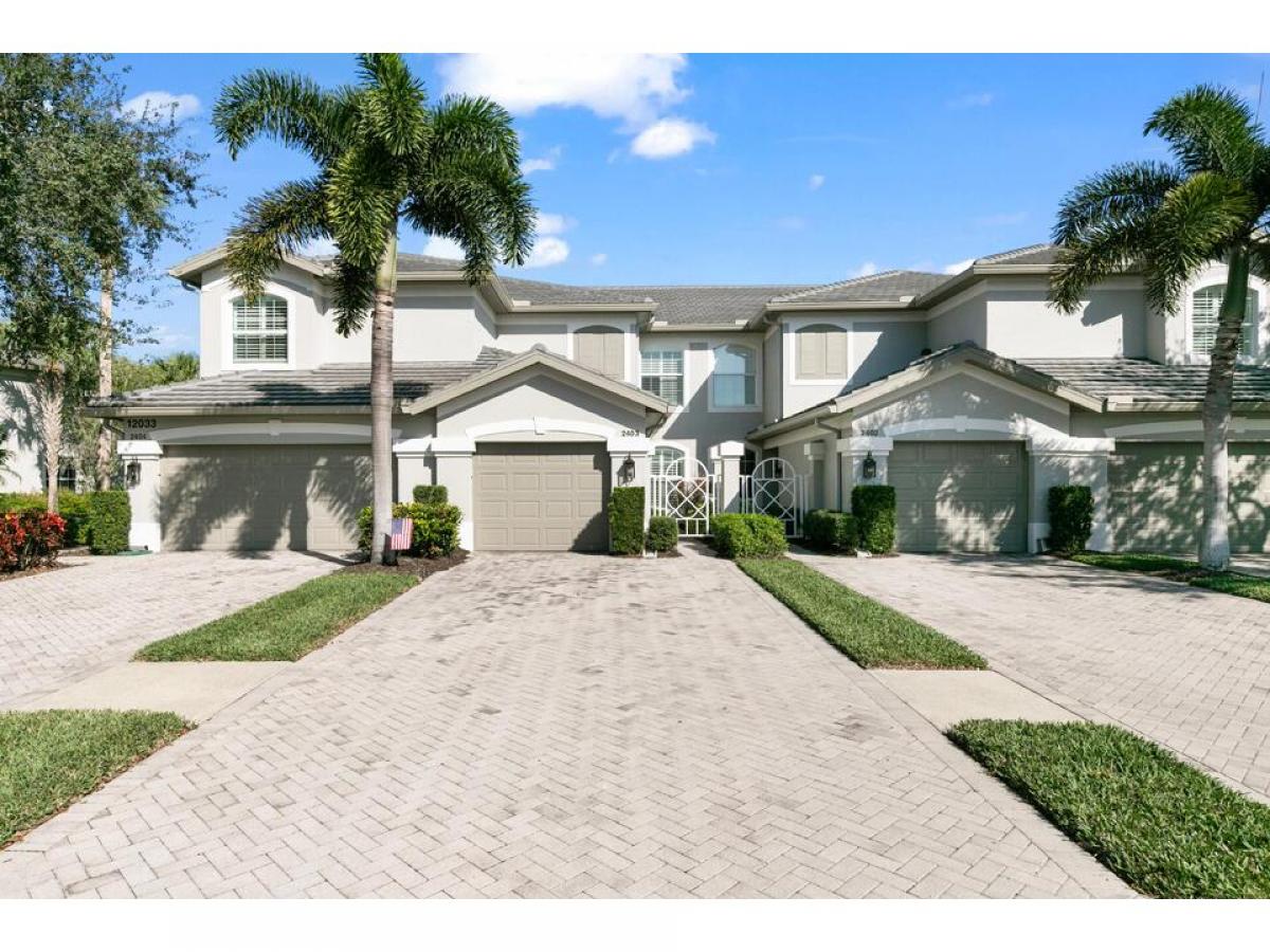 Picture of Condo For Sale in Naples, Florida, United States