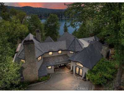 Home For Sale in Lake Arrowhead, California