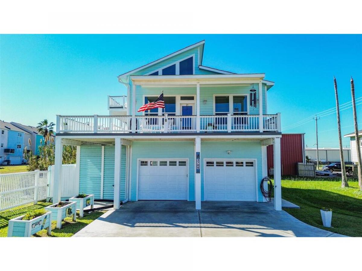 Picture of Home For Sale in Galveston, Texas, United States