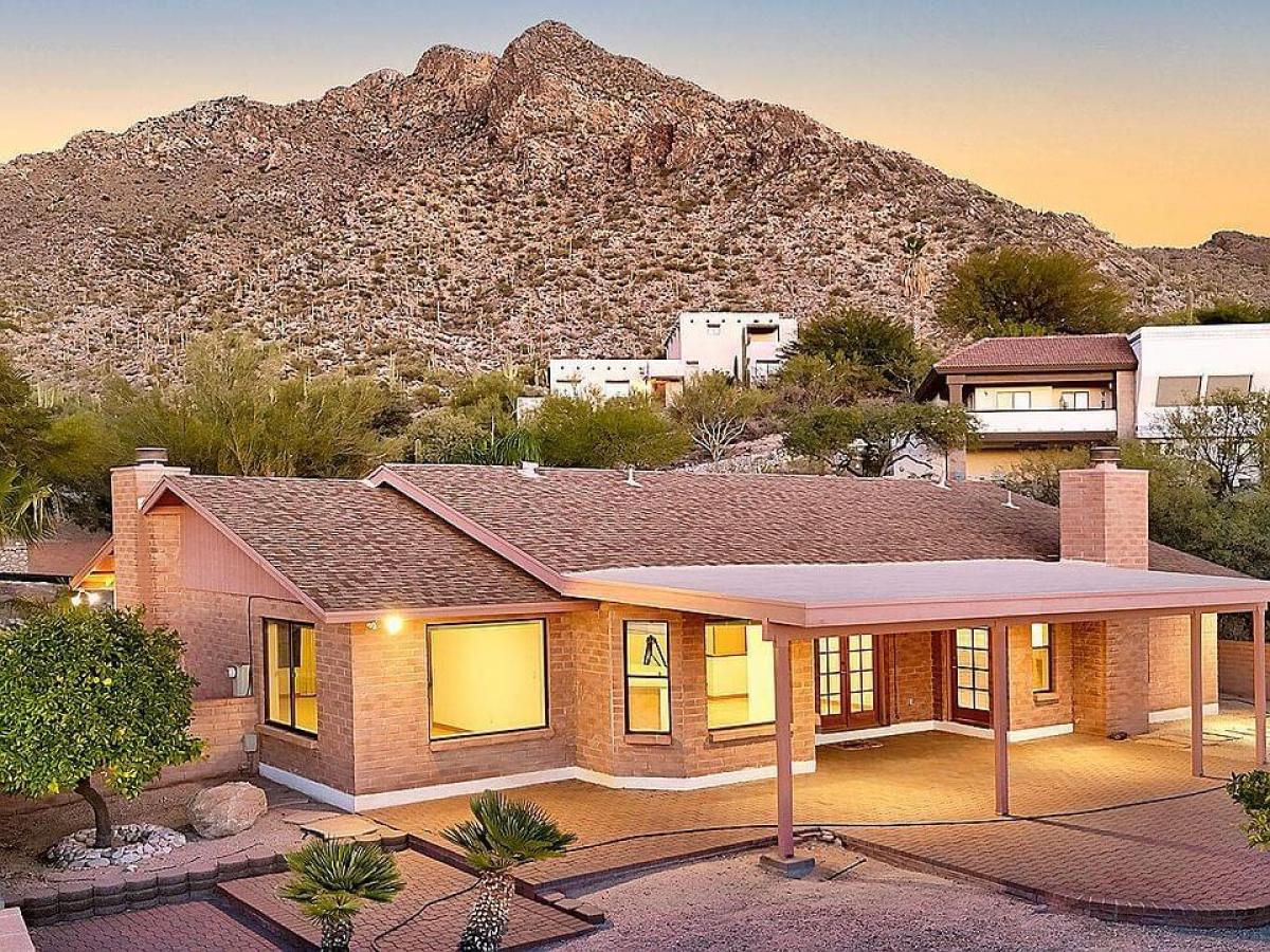 Picture of Home For Sale in Oro Valley, Arizona, United States