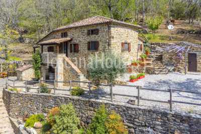 Home For Sale in Cortona, Italy