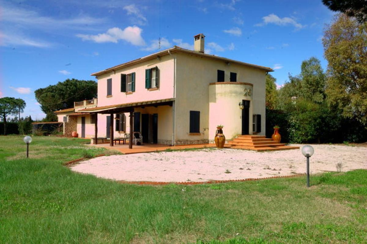 Picture of Home For Sale in Orbetello, Tuscany, Italy