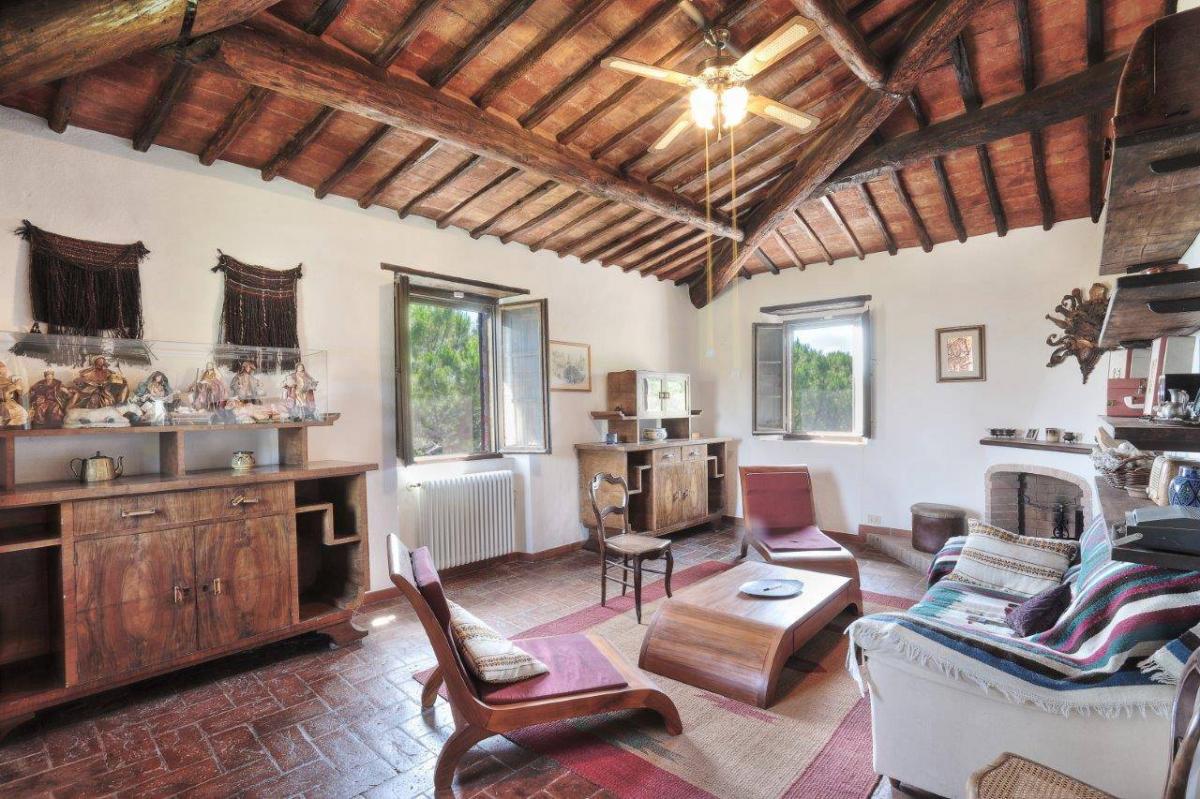 Picture of Home For Sale in Sovicille, Tuscany, Italy