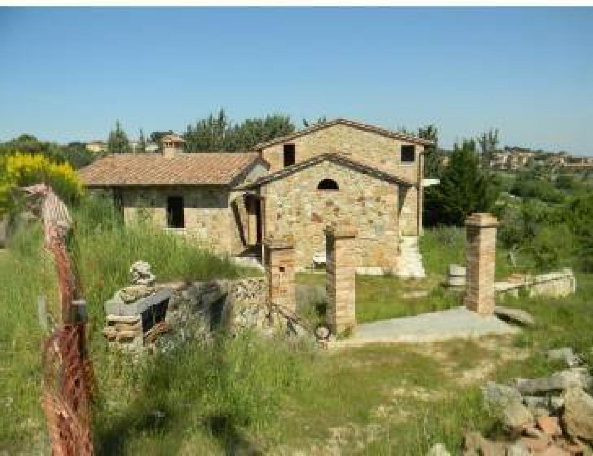 Picture of Home For Sale in Montepulciano, Tuscany, Italy