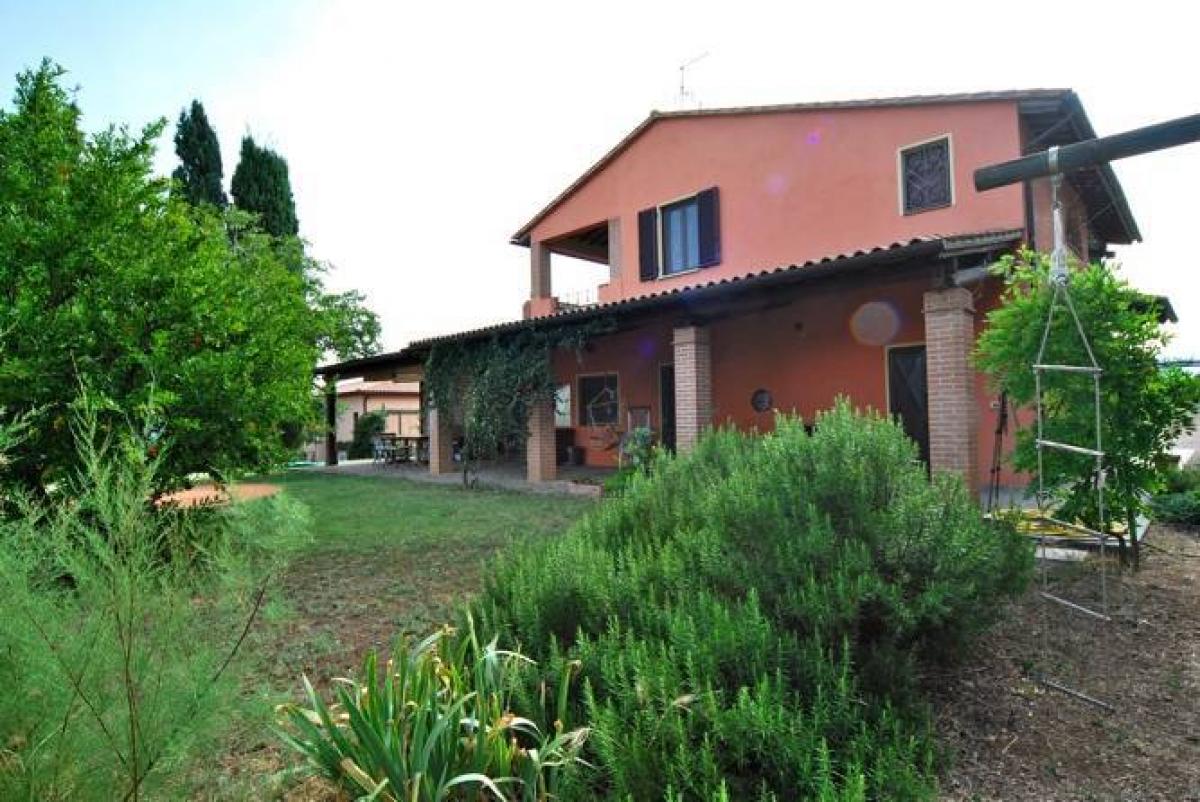 Picture of Home For Sale in Cinigiano, Tuscany, Italy