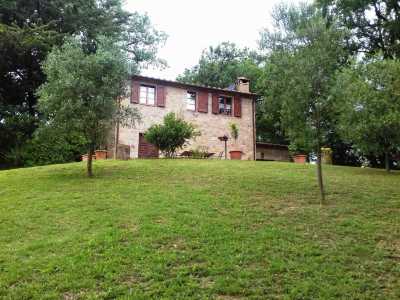 Home For Sale in Radicofani, Italy