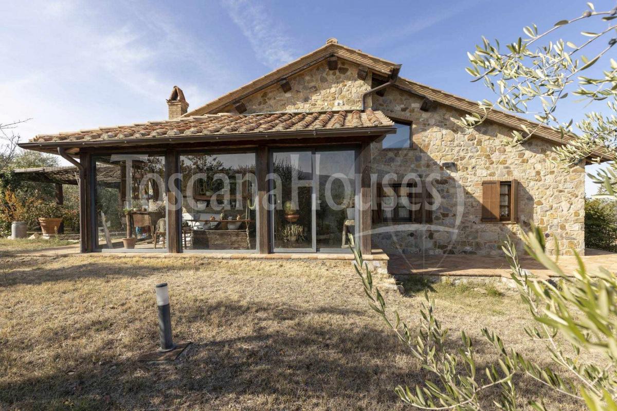 Picture of Home For Sale in Seggiano, Tuscany, Italy