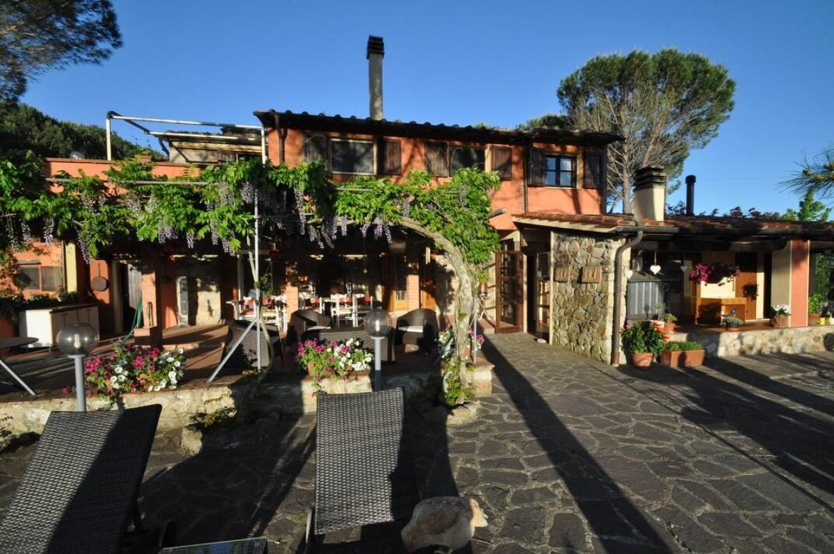 Picture of Home For Sale in Roccastrada, Tuscany, Italy