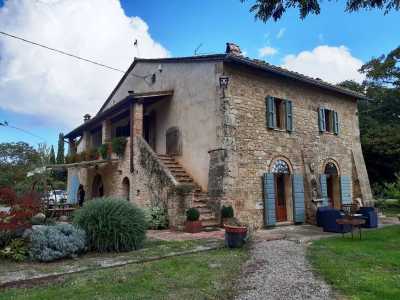 Home For Sale in Sarteano, Italy