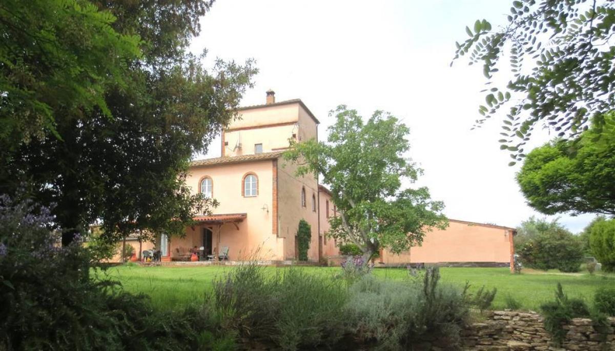 Picture of Villa For Sale in Castelnuovo Berardenga, Tuscany, Italy