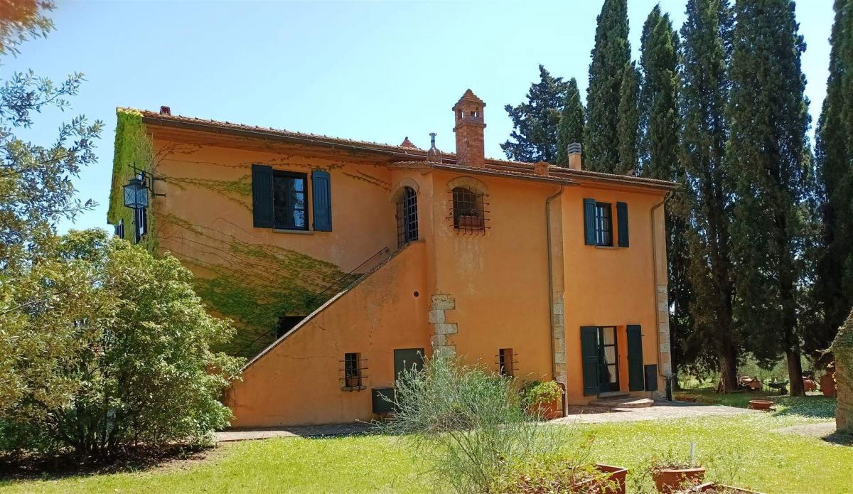 Picture of Home For Sale in Cetona, Tuscany, Italy