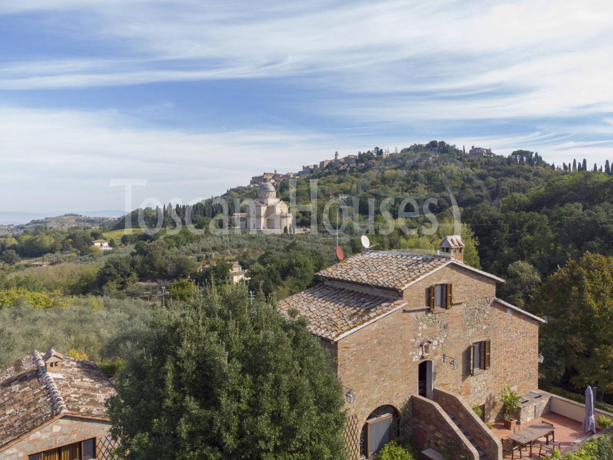 Picture of Home For Sale in Montepulciano, Tuscany, Italy