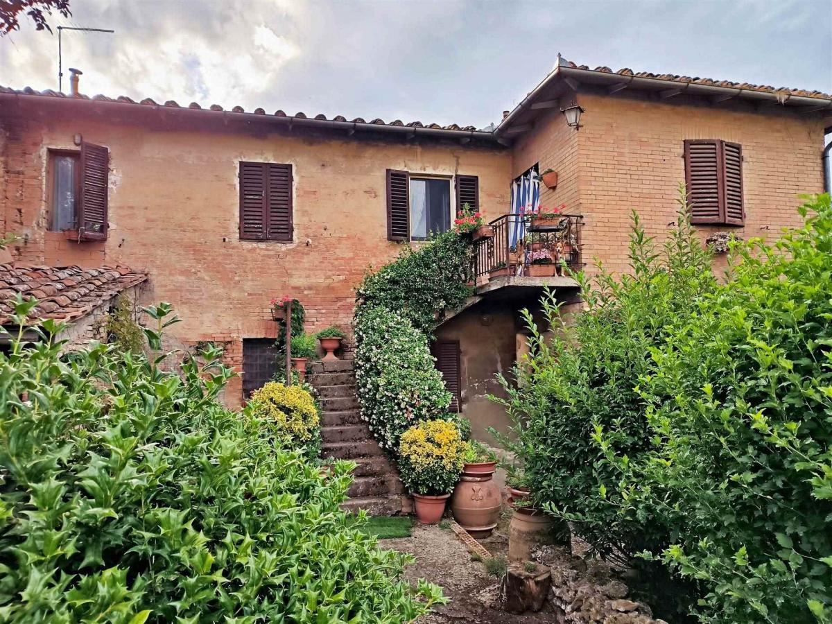 Picture of Home For Sale in Siena, Tuscany, Italy