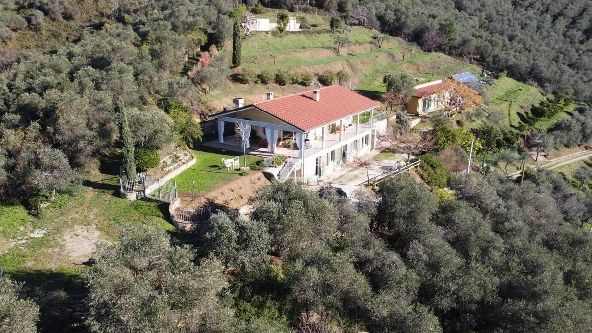 Picture of Villa For Sale in Massarosa, Tuscany, Italy