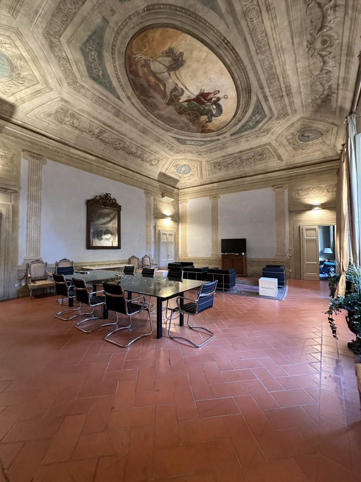 Picture of Apartment For Sale in Firenze, Tuscany, Italy