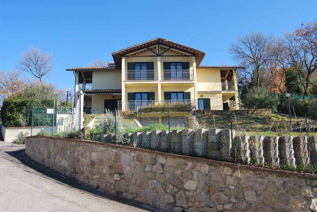 Picture of Home For Sale in Magione, Umbria, Italy