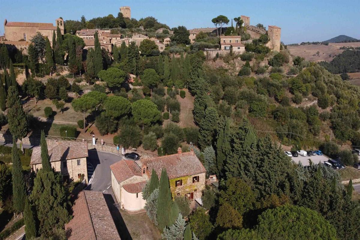 Picture of Home For Sale in Pienza, Tuscany, Italy