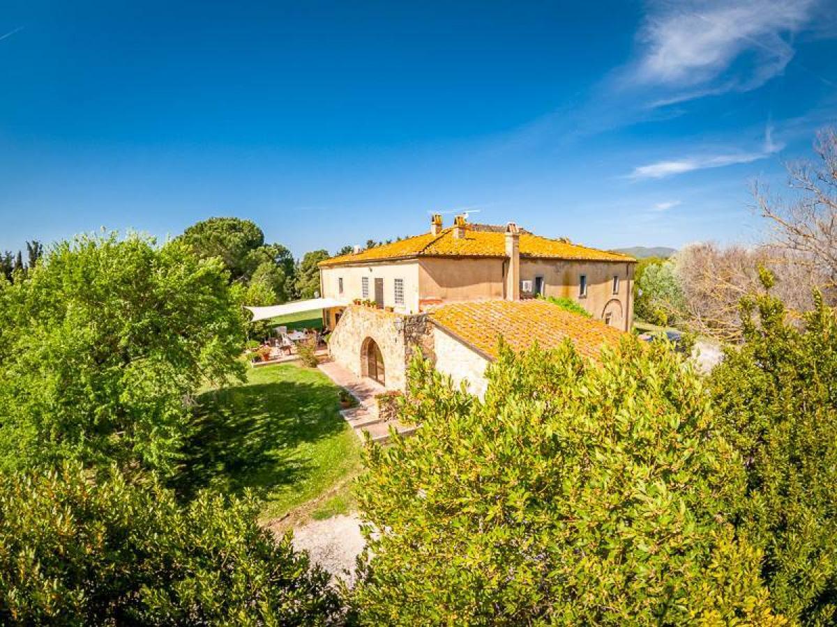 Picture of Villa For Sale in Pisa, Tuscany, Italy