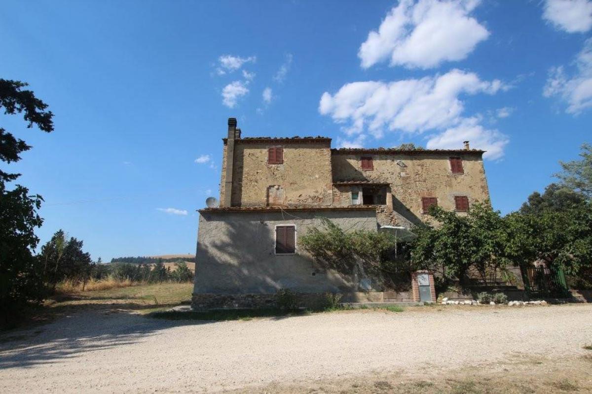 Picture of Home For Sale in Volterra, Tuscany, Italy