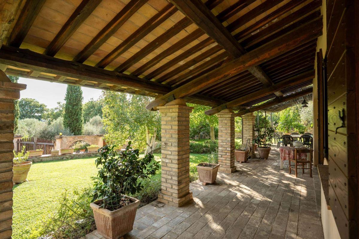 Picture of Home For Sale in Passignano Sul Trasimeno, Umbria, Italy