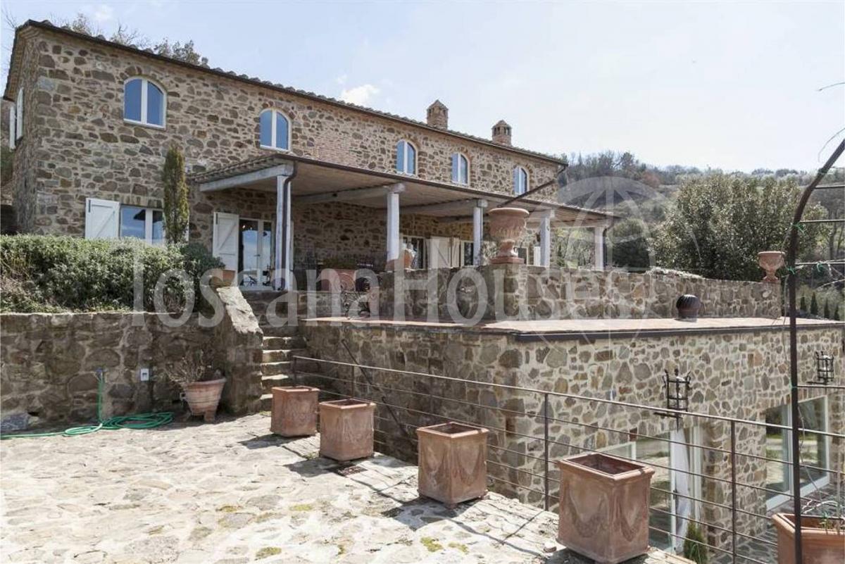 Picture of Home For Sale in Montalcino, Tuscany, Italy