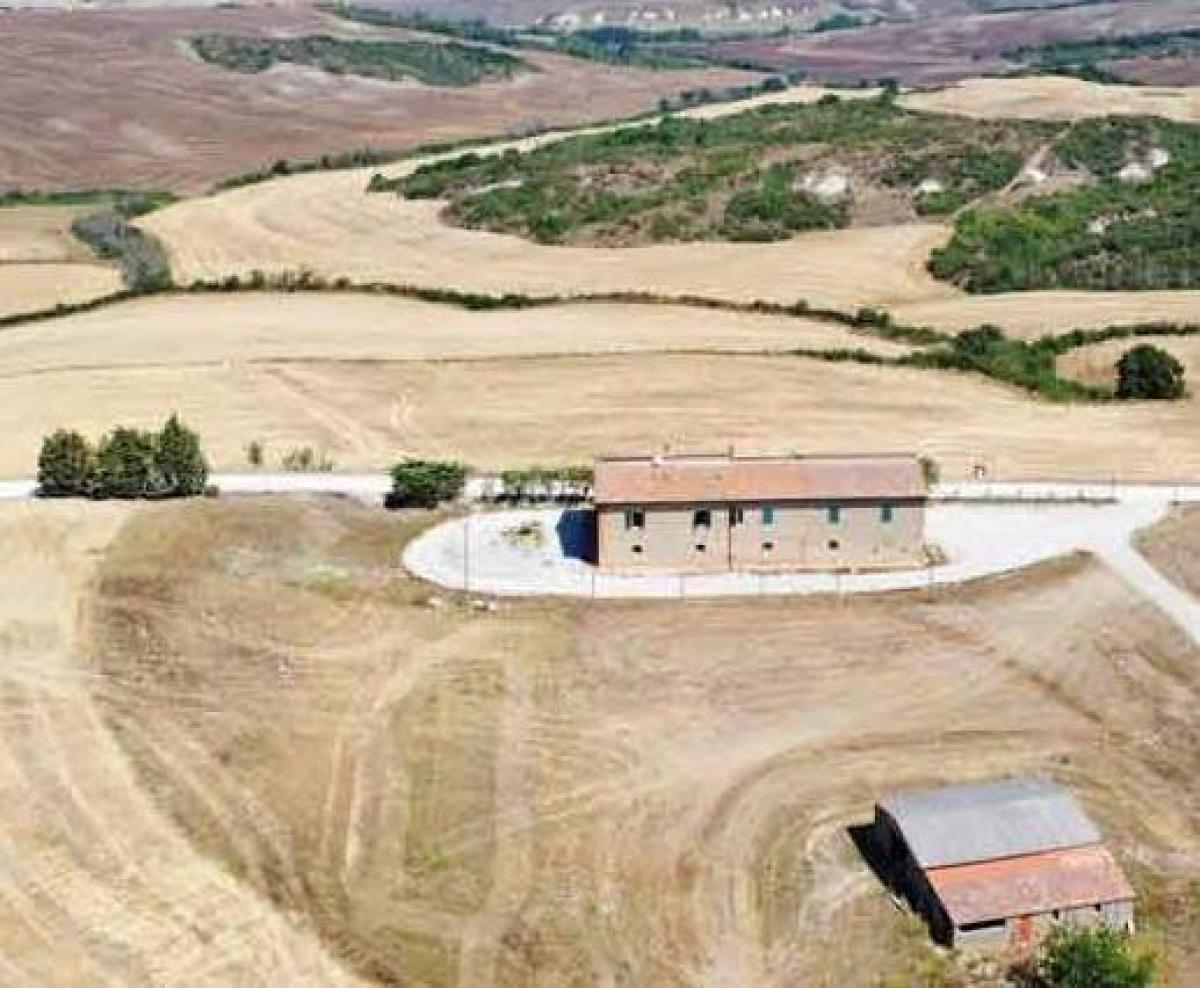 Picture of Home For Sale in Pienza, Tuscany, Italy