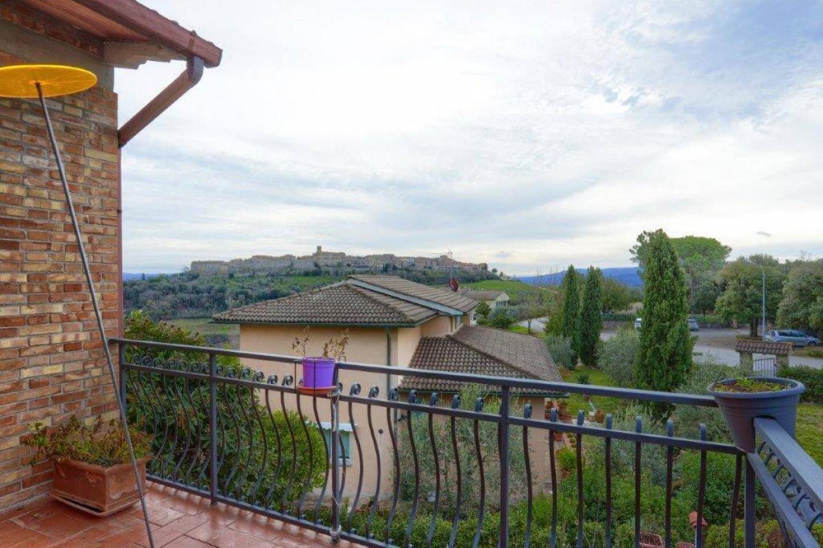 Picture of Villa For Sale in Casole D'Elsa, Tuscany, Italy