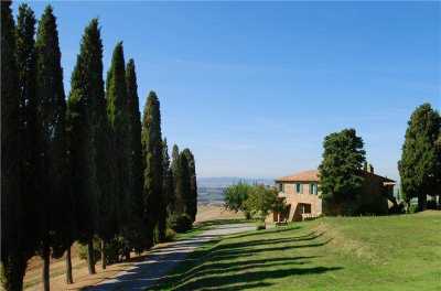 Home For Sale in Sarteano, Italy