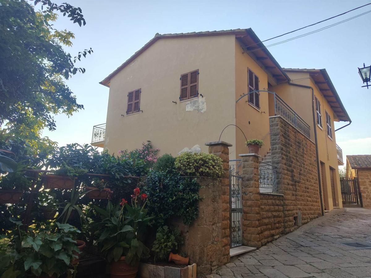 Picture of Home For Sale in Pienza, Tuscany, Italy