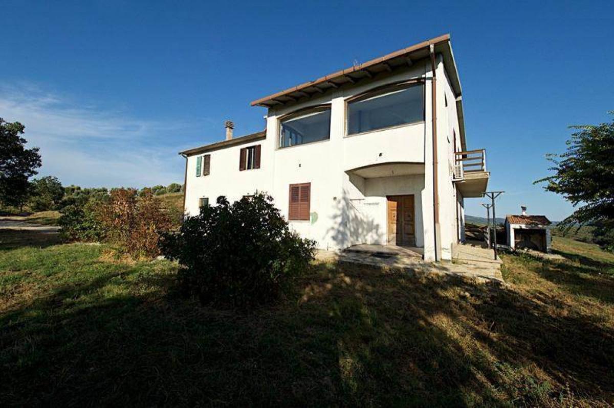 Picture of Home For Sale in Cinigiano, Tuscany, Italy