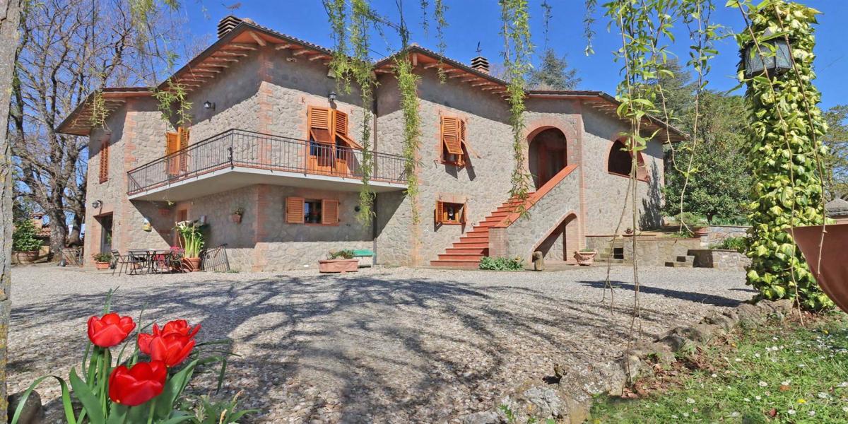 Picture of Villa For Sale in Montalcino, Tuscany, Italy