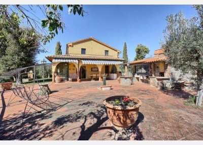 Home For Sale in Campiglia Marittima, Italy