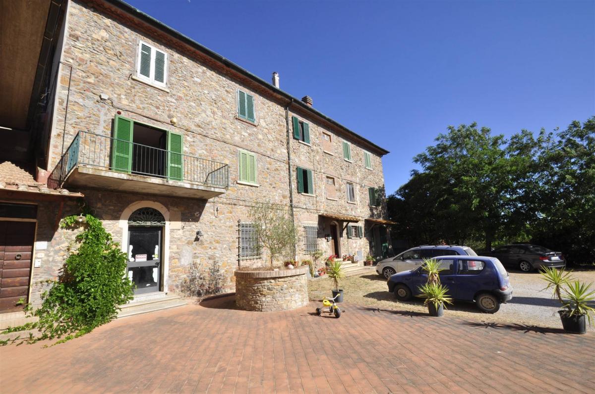 Picture of Home For Sale in Suvereto, Tuscany, Italy