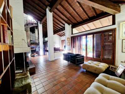 Villa For Sale in 