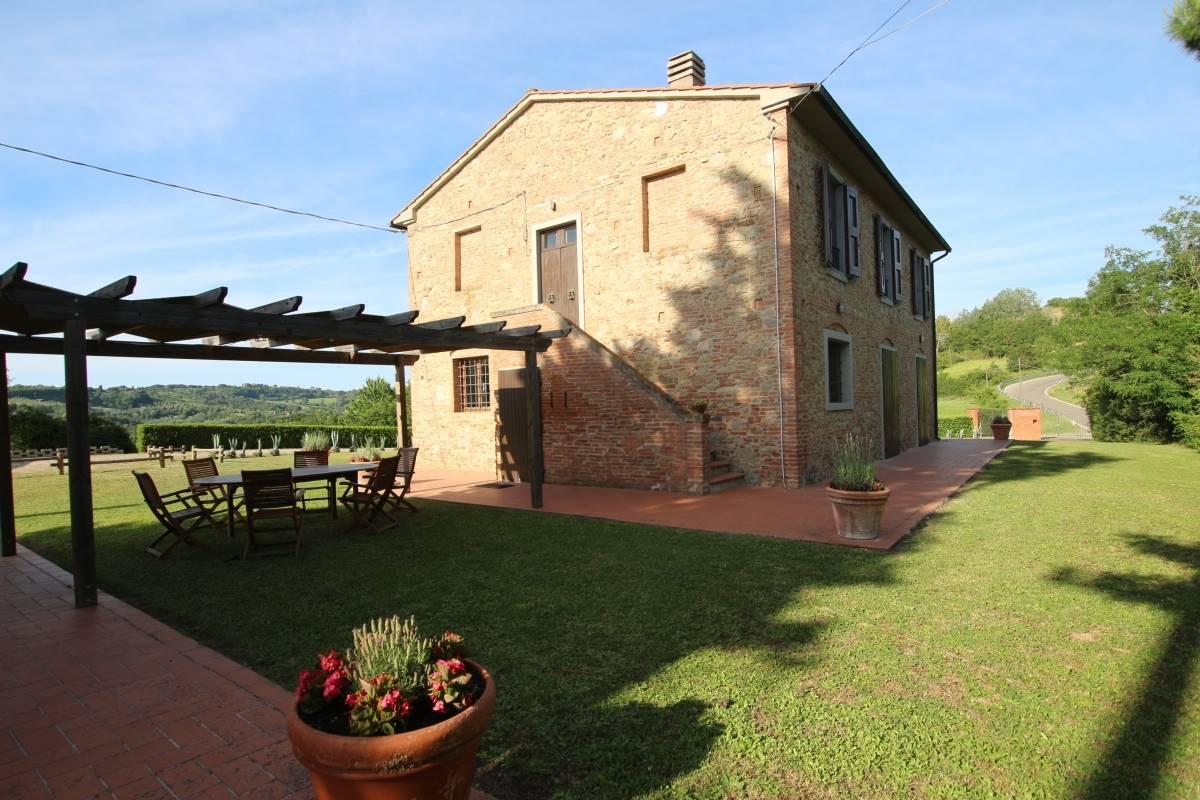 Picture of Home For Sale in Peccioli, Tuscany, Italy