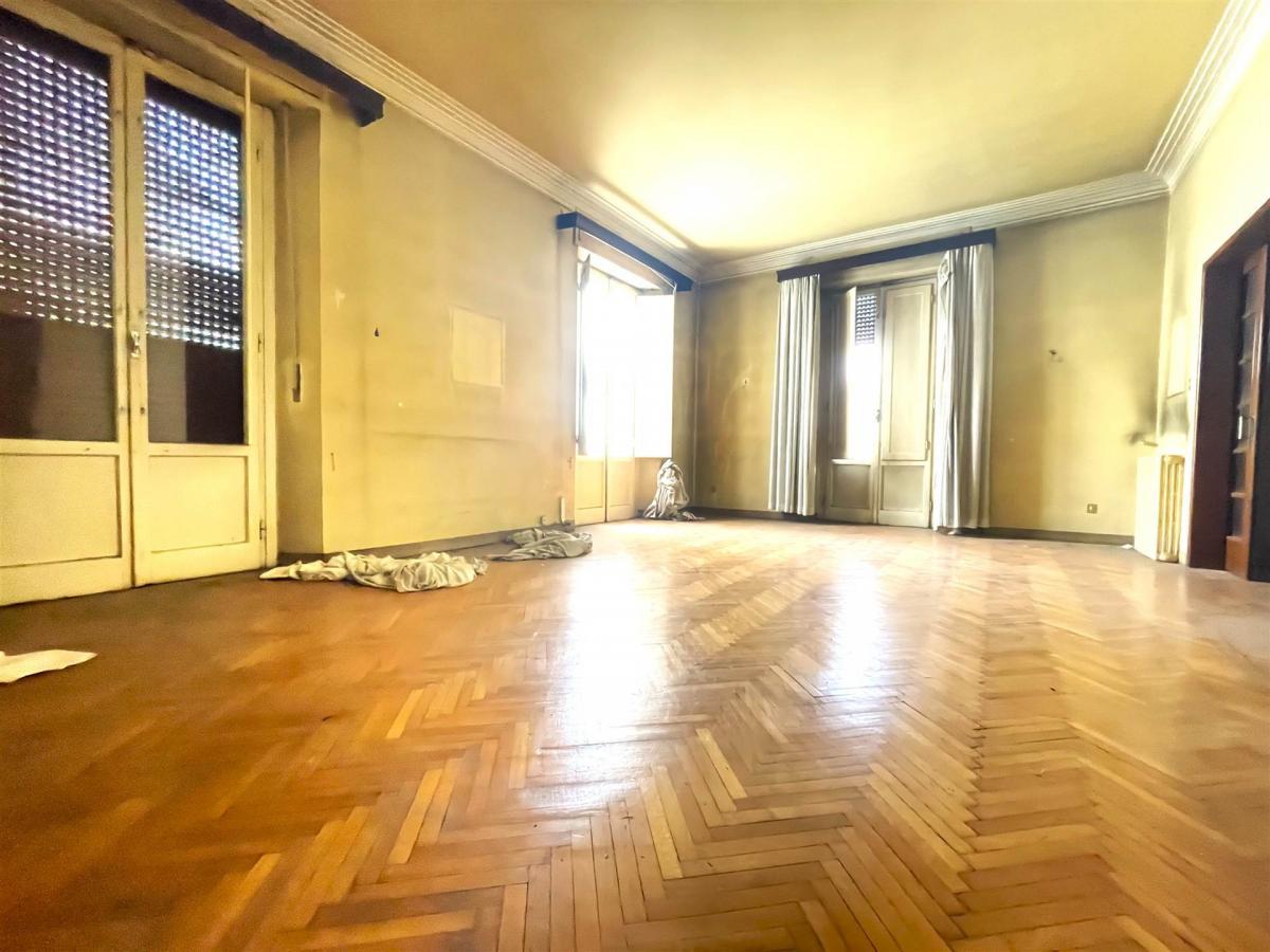 Picture of Apartment For Sale in Firenze, Tuscany, Italy