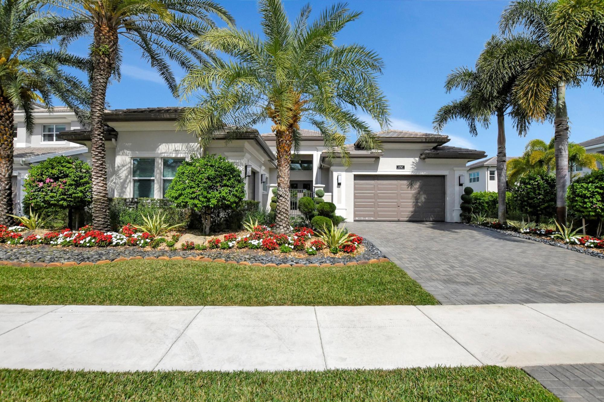 Home For Sale in Boca Raton, Florida, United States