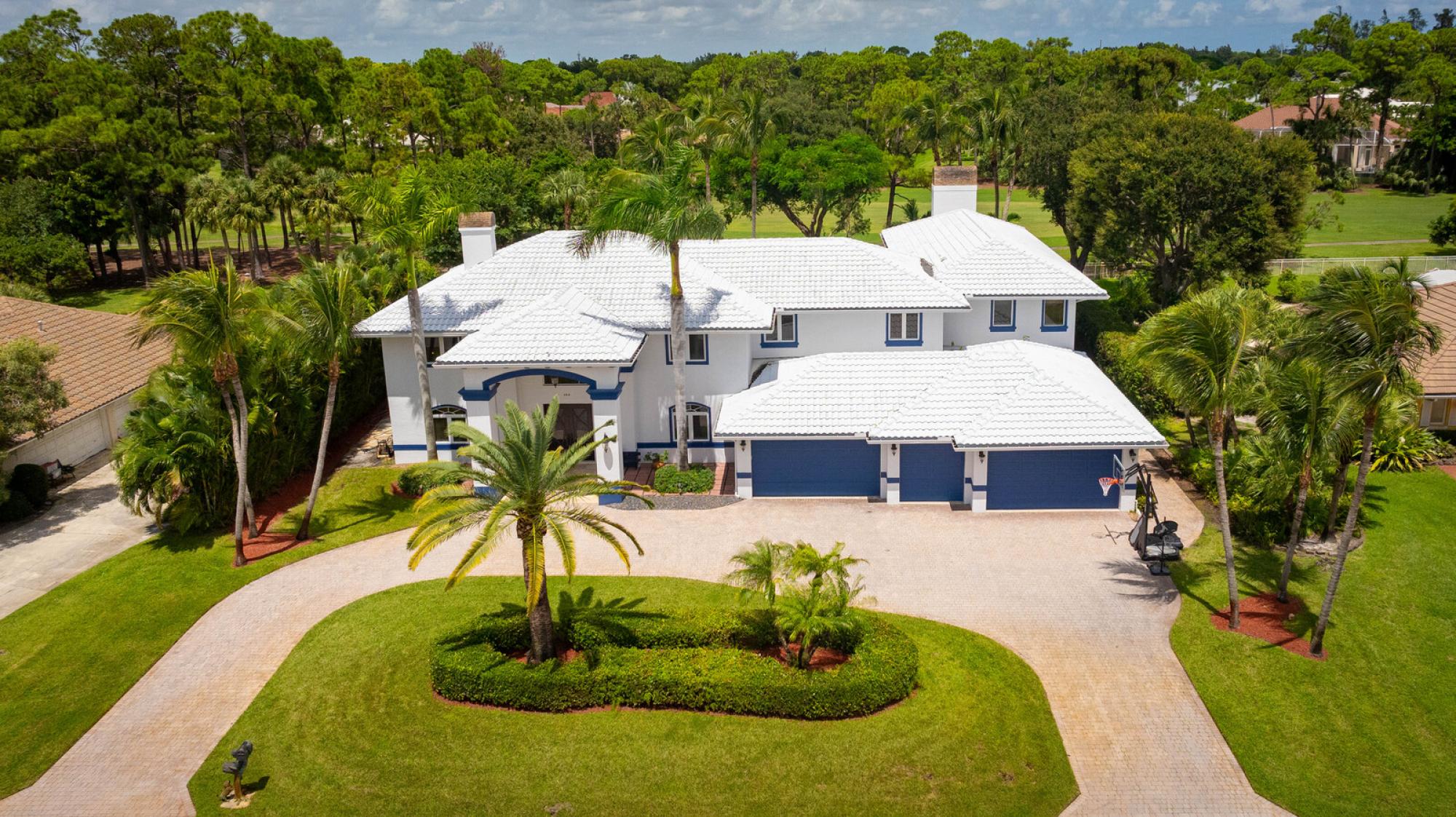 Home For Sale in Atlantis, Florida, United States