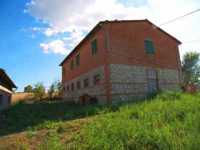 Home For Sale in Asciano, Italy