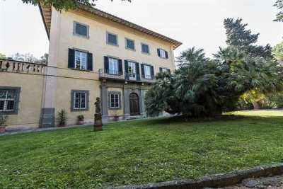 Villa For Sale in Pisa, Italy