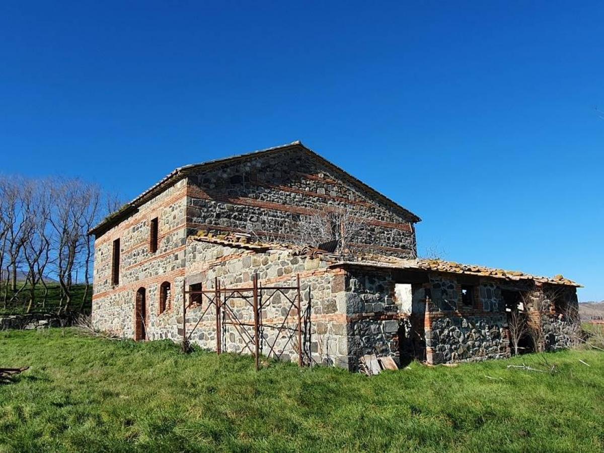 Picture of Home For Sale in Radicofani, Tuscany, Italy