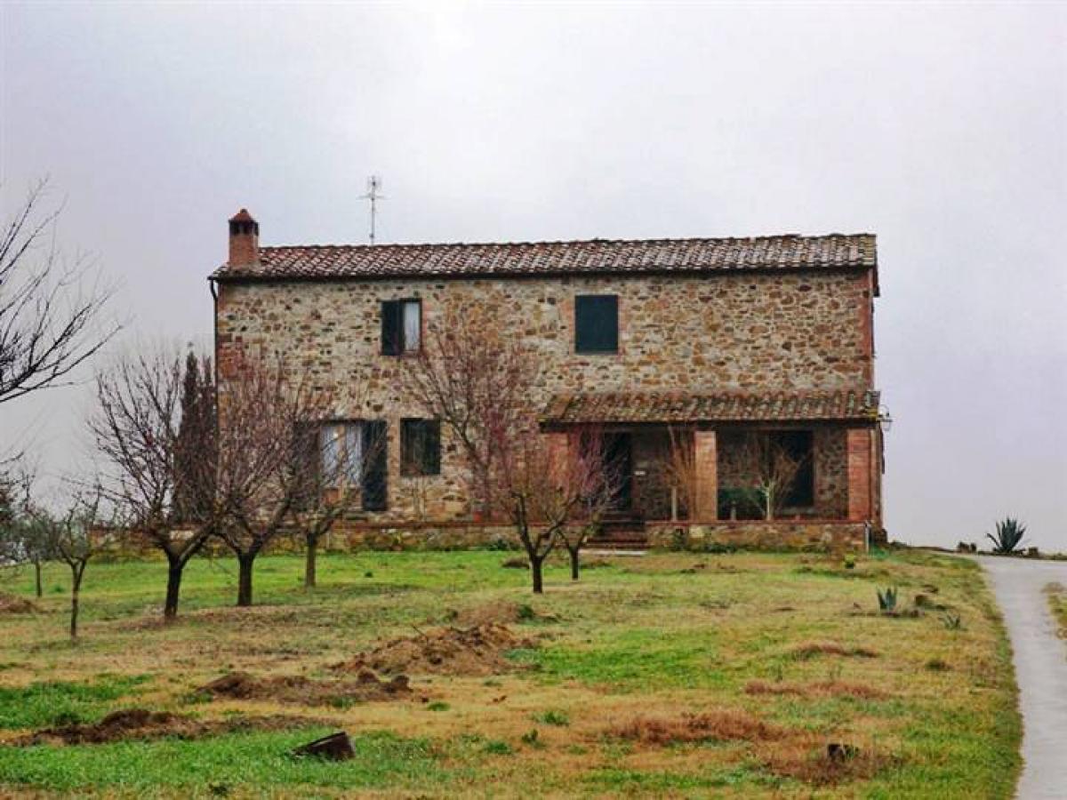 Picture of Home For Sale in Asciano, Tuscany, Italy