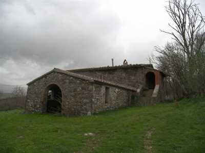 Home For Sale in Radicofani, Italy