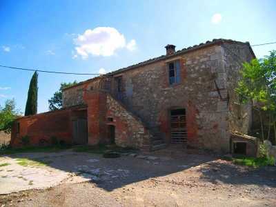 Home For Sale in Asciano, Italy