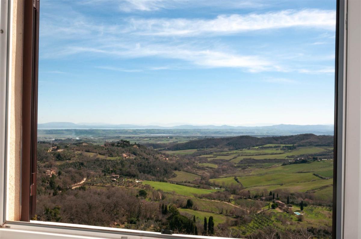 Picture of Apartment For Sale in Montepulciano, Tuscany, Italy