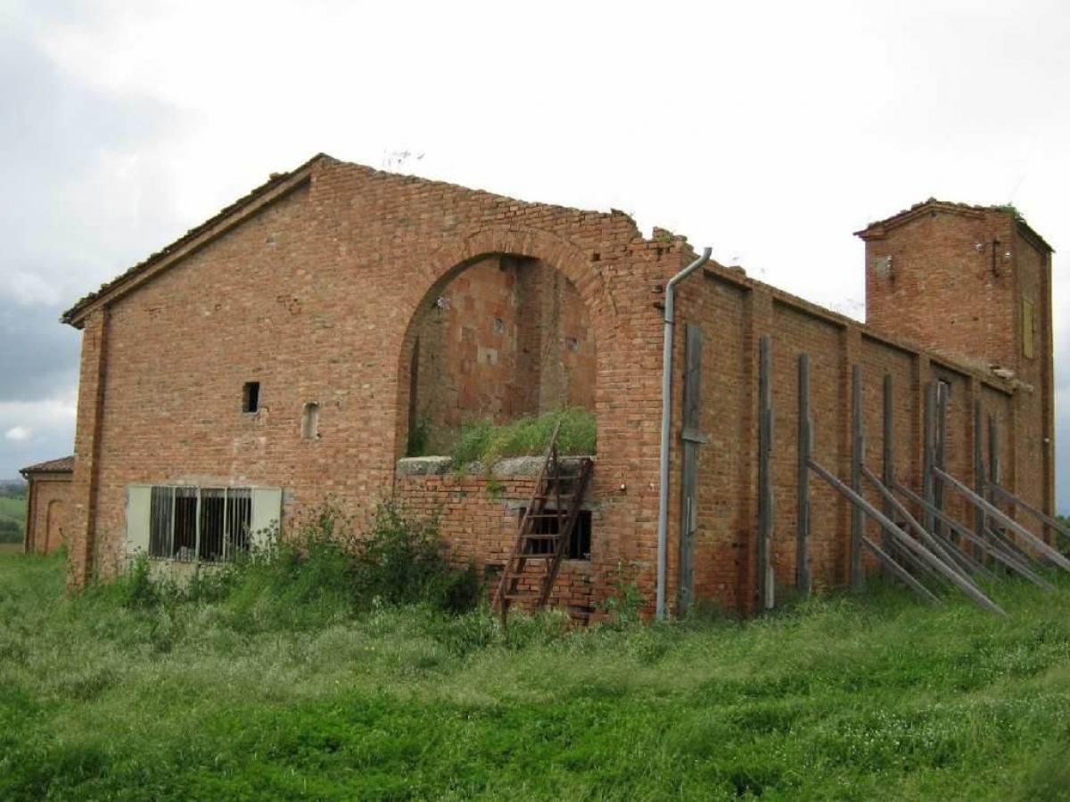 Picture of Home For Sale in Siena, Tuscany, Italy